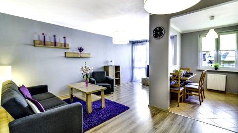 Apartamenty Online. Komfortowy wypoczynek 300m od pięknej, szerokiej plaży