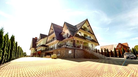 Tatrzański Gościniec. Komfortowe pokoje, wyżywienie na miejscu, plac zabaw