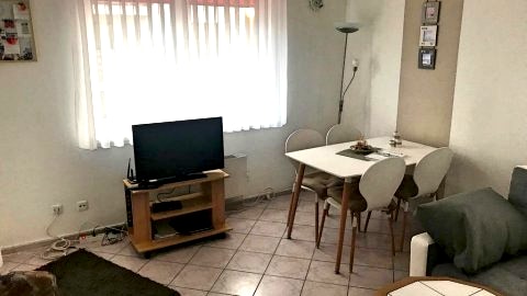 Apartament na Placu Neptuna