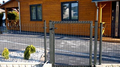 Zapraszamy do nowego dwupoziomowego domku. Idealny dla rodzin i znajomych.