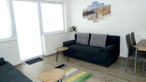 Apartament w dzielnicy uzdrowiskowej, 300m do promenady, 10min dworzec PKP