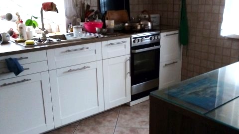 Przytulny w pełni wyposażony pokój w domu prywatnym. Ciche miejsce