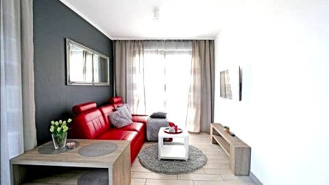 Dwupokojowe apartamenty 36m2 w ścisłym centrum Mielna-  800m od plaży