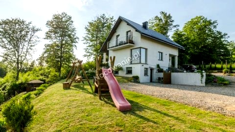 Dom Na Wzgórzu , widok na las. Dla rodzin z dziećmi,  Apartamenty rodzinne 
