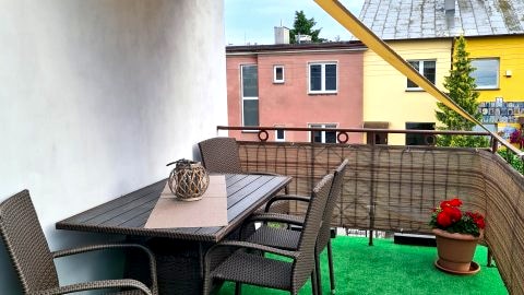 Piętro domu nad morzem dla 6-8 osób | 300 metrów do morza | Zaciszna okolica  