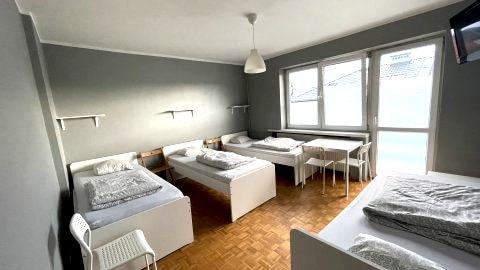 Tanie Nocowanie Warszawa | pokoje dla pracowników Warszawa | Noclegi pod Warszaw