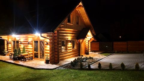Lipowska Chata - Nowy Apartament z jacuzzi i sauną