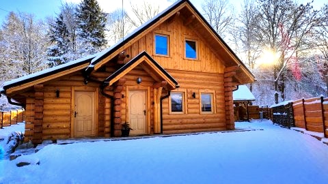 Lipowska Chata - Nowy Apartament z jacuzzi i sauną