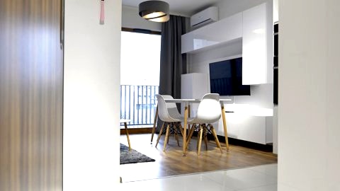 Apartament 500 m od centrum