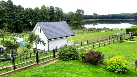  Szary domek  nad jeziorem SEA & LAKE