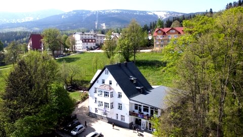 Lawendowy Dworek Pensjonat i Restauracja
