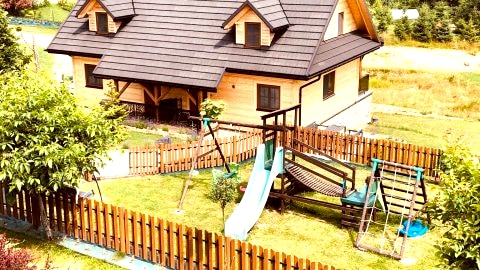 Apartament 3 o wysokim standardzie - połowa bliźniaka, domki całoroczne.
