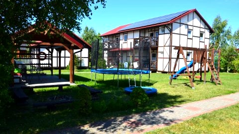 Komfortowe domki i apartamenty letniskowe | 10 min. spacerem do plaży