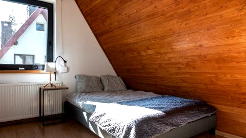 Urokliwy domek u podnóża Beskidów