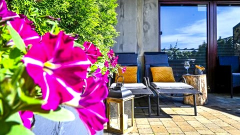 PANORAMA CHEŁM domek w górach, BANIA Z JACUZZI/SAUNA, GRILL +OGRÓD -przy lesie