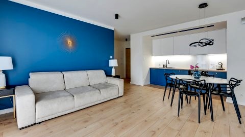 Julia by Q4 Apartments