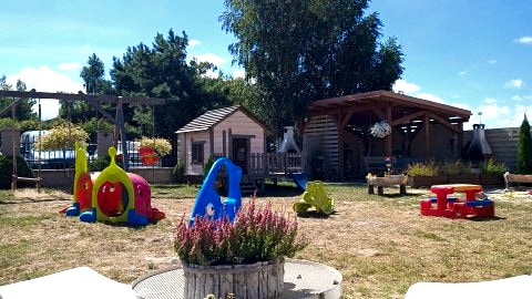 CAŁOROCZNE domki z klimatem. Zewnętrzna strefa SPA, piękny wystrój, morze, las.