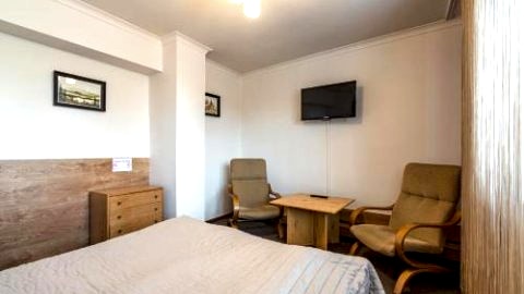 Pokoje Gościnne i Apartamenty Krupówki 19