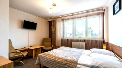 Pokoje Gościnne i Apartamenty Krupówki 19