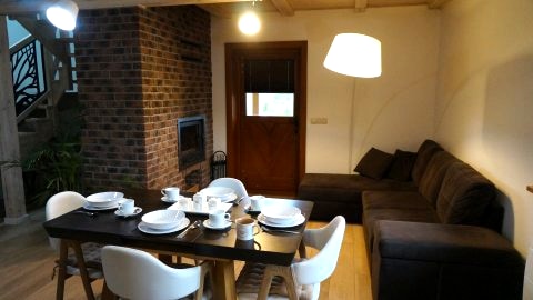 Apartament 3 o wysokim standardzie - połowa bliźniaka, domki całoroczne.
