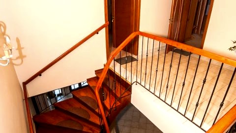 Rodzinne Apartamenty "Dom na Wzgórzu"  malowniczo położone  z widokiem na góry 