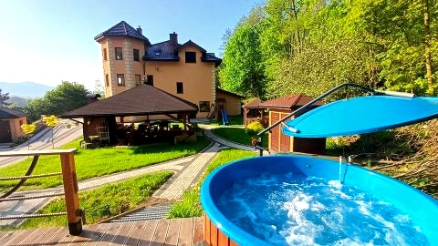 Ośrodek Wypoczynkowy MIRiOLA-czyste, komfortowe pokoje, domki z łazienkami