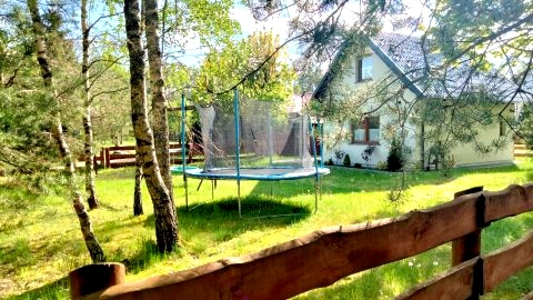 Domek u Kasi w lesie ad rzeką okolice Wdzydz Kiszewskich