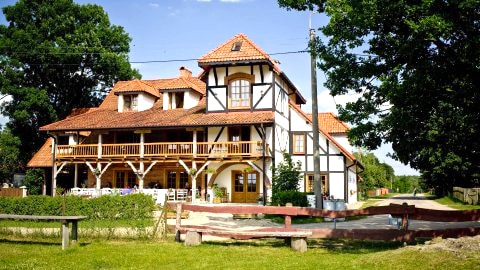 Witamy w Sasku Małym na Mazurach. Pensjonat. Jazdy konne. Apartamenty.