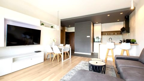 SKY Home- Ilumino Apartment -Centrum, Parking, Klimatyzacja, Dostęp na Kod