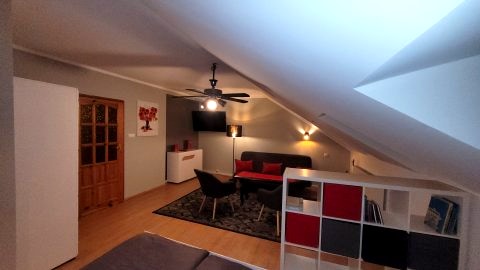 Apartament Na Starówce. Kuchnia, łazienka + 2 pokoje. 