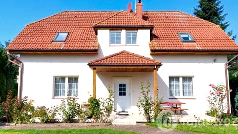 Dom Rumianek. Apartamenty i pokoje dla rodzin 6 minut do morza
