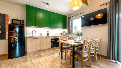Dolina Czyrna apartamenty przy stoku narciarskim z widokiem na góry 