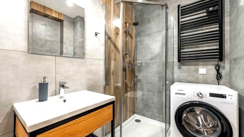 Dolina Czyrna apartamenty przy stoku narciarskim z widokiem na góry 