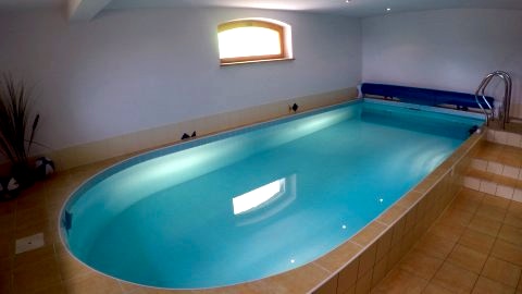 Dom z Basenem do 26 os lub Domki z Jacuzzi wewnętrznym 7 os Cisza Piękne Widok  