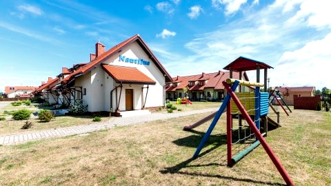 Nautilus Domki Wypoczynkowe blisko plaży 