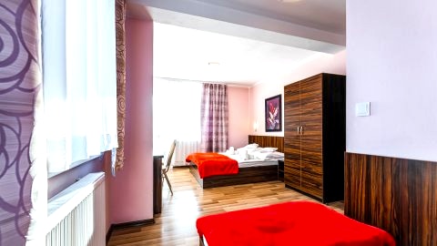 VENA - Kameralny obiekt hotelowy w centrum Szczawnicy - noclegi ze śniadaniami