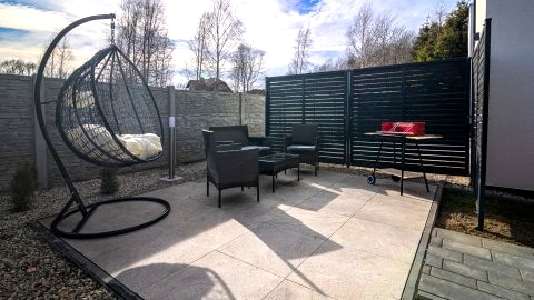 Apartamenty w domkach na Kaszubach. Domki Całoroczne do Wynajęcia w Łapalicach