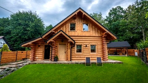Lipowska Chata - Nowy Apartament z jacuzzi i sauną