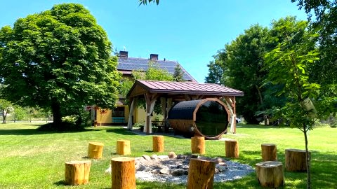 Siedlisko pod Kasztanem - domek na wyłączność z jacuzzi i sauną