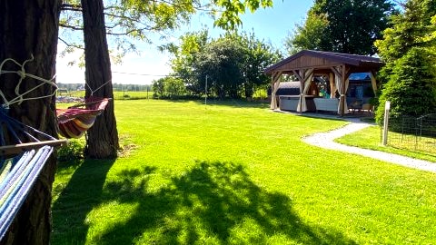 Siedlisko pod Kasztanem - domek na wyłączność z jacuzzi i sauną