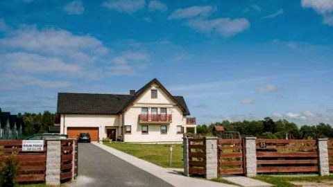Komfortowe pokoje i apartamenty