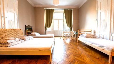 Trzy Kafki | Pokoje Gościnne w centrum | 400m do Rynku Głównego, blisko Wawelu 