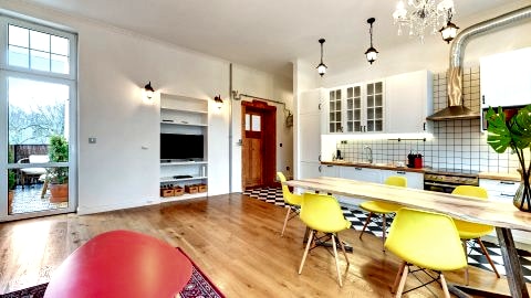 Lion Apartments - Family Stay