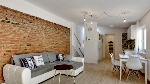 Lion Apartments - La Playa