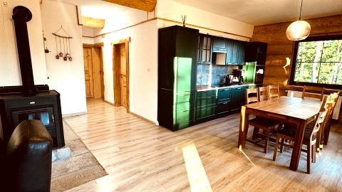 Chaty z bali oraz apartamenty w Górach Sowich