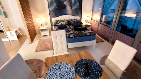 Apartament Cień Wiatru z wanną i widokiem na jezioro