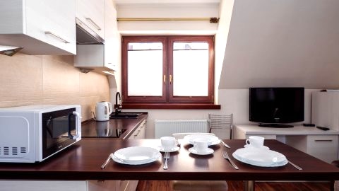 Apartamenty z widokiem na góry, blisko popularnych szlaków turystycznych.