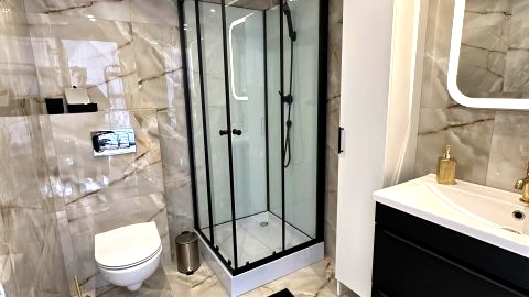 Glampy Ranczo Targówka - 4 piękne namioty sferyczne całoroczne z jacuzzi.