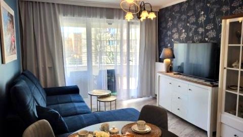 Sun Towers EXspanse apartament 3 pokoje z parkingiem i tarasem