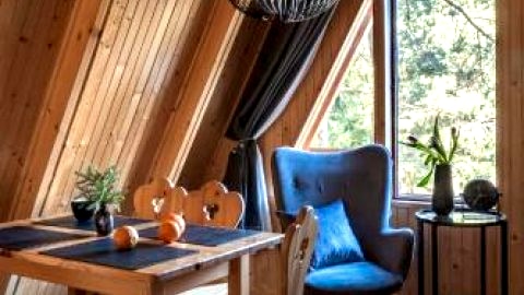 Leśna Sielanka domki z jacuzzi w lesie, góra Szczebel.Kort tenisowy,boiska,basen